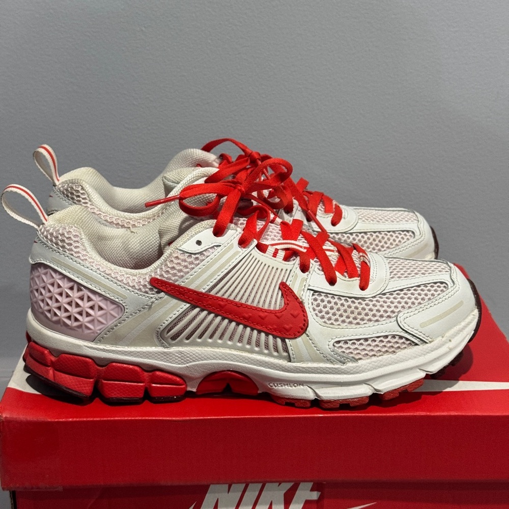 Nike Vomero 5 GS 'Valentine's Day 2025